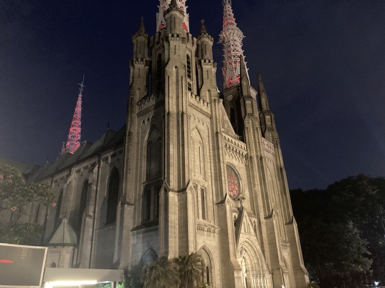 Explore Jakarta Cathedral – Guide, Tips, History, and More