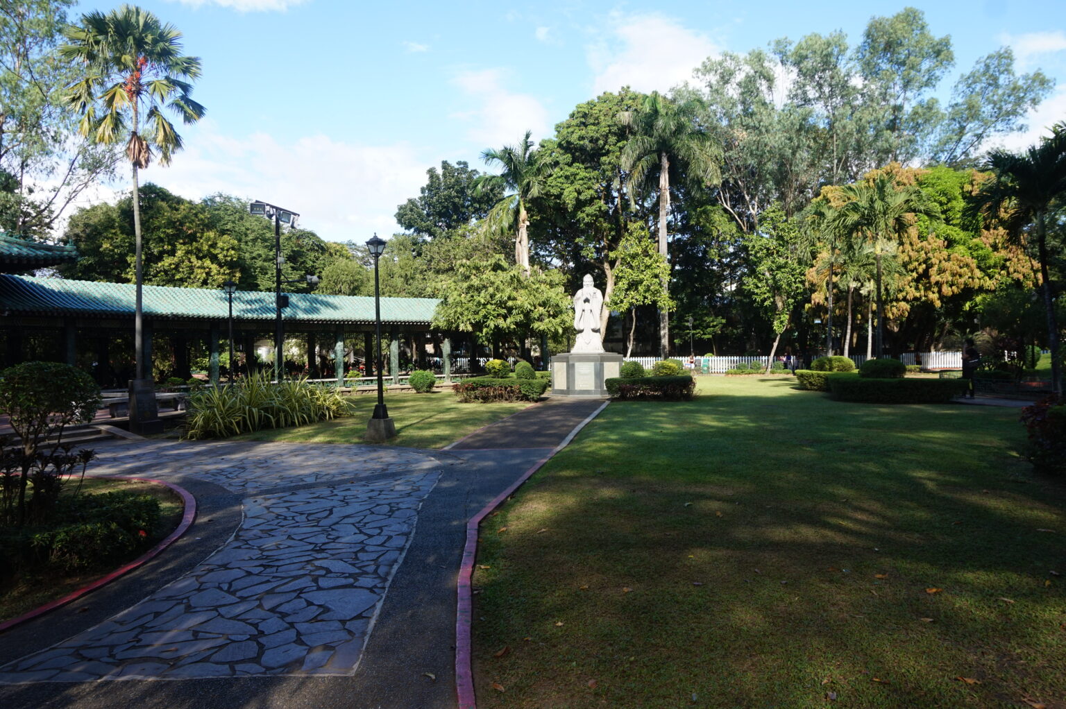 Rizal Park Manila - Visitor's Guide to the Heart of Filipino Heritage